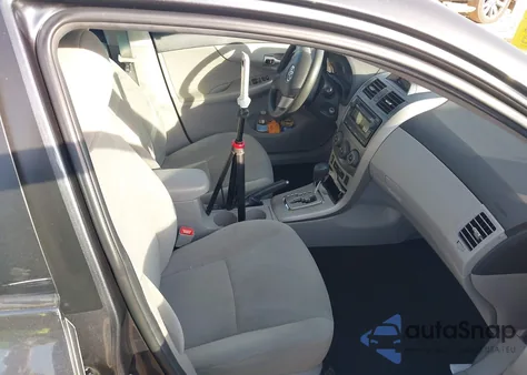 2012 Toyota Corolla Le z USA, uszkodzony, nr VIN 2T1BU4EE1CC837004